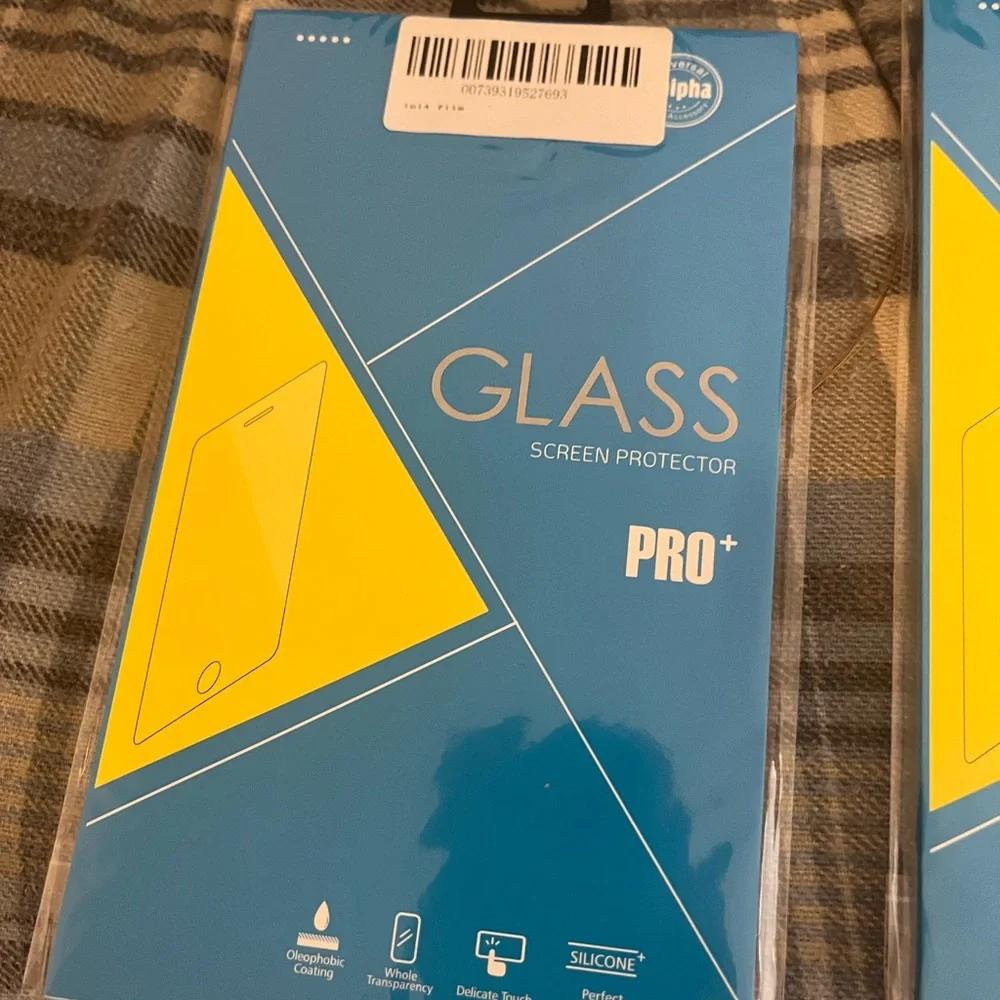 5 glass protectors. New